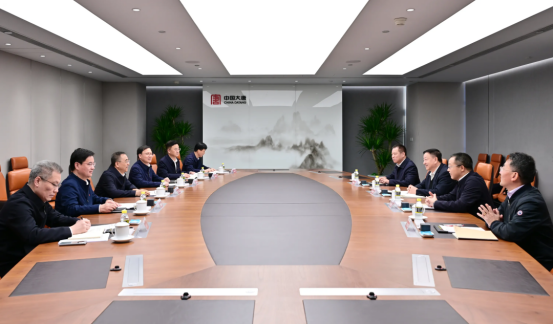 楊長(zhǎng)利、高立剛與中國(guó)大唐董...